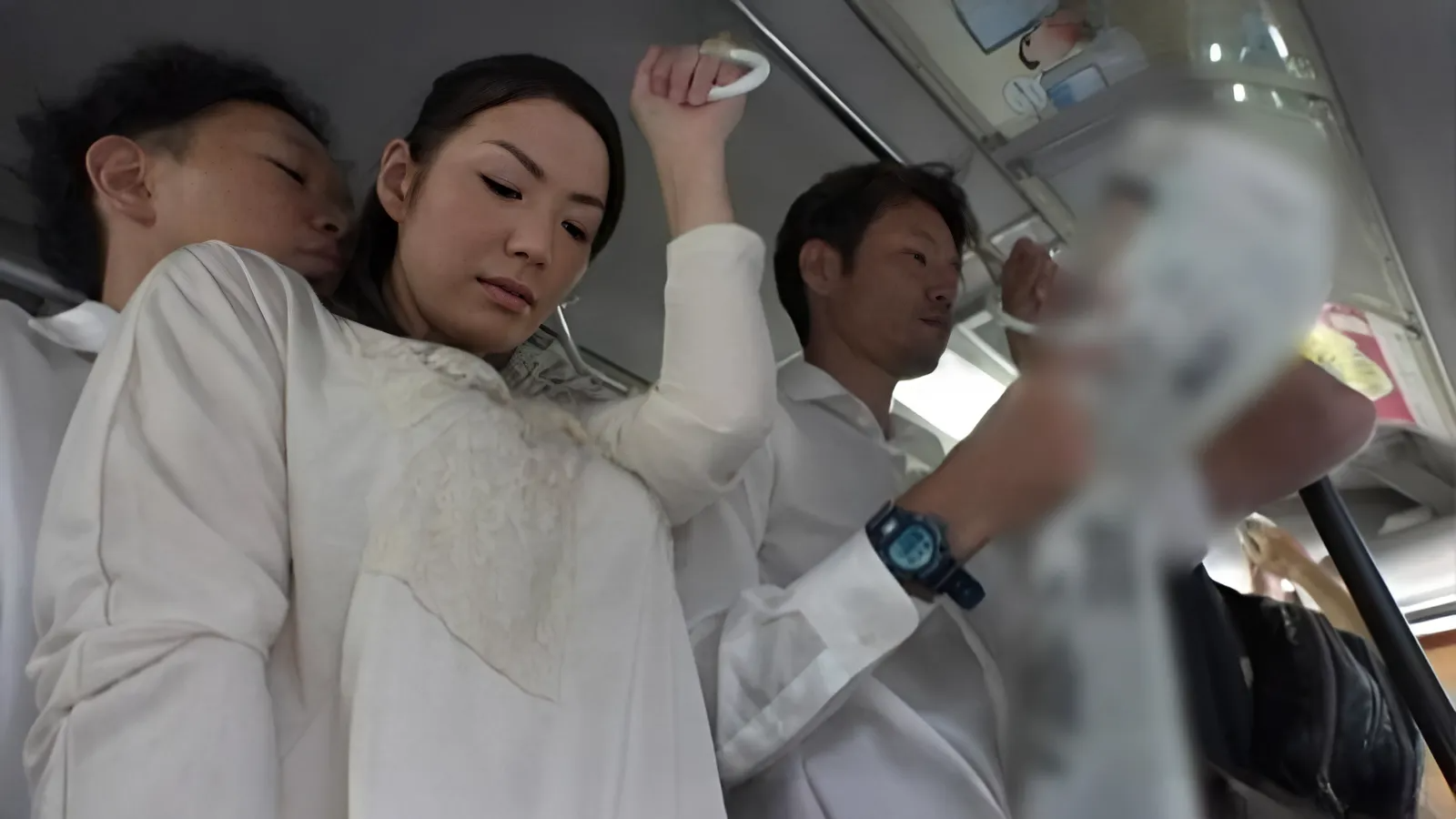 CETD-230 Yuna Aino at ang nakamamatay na tren